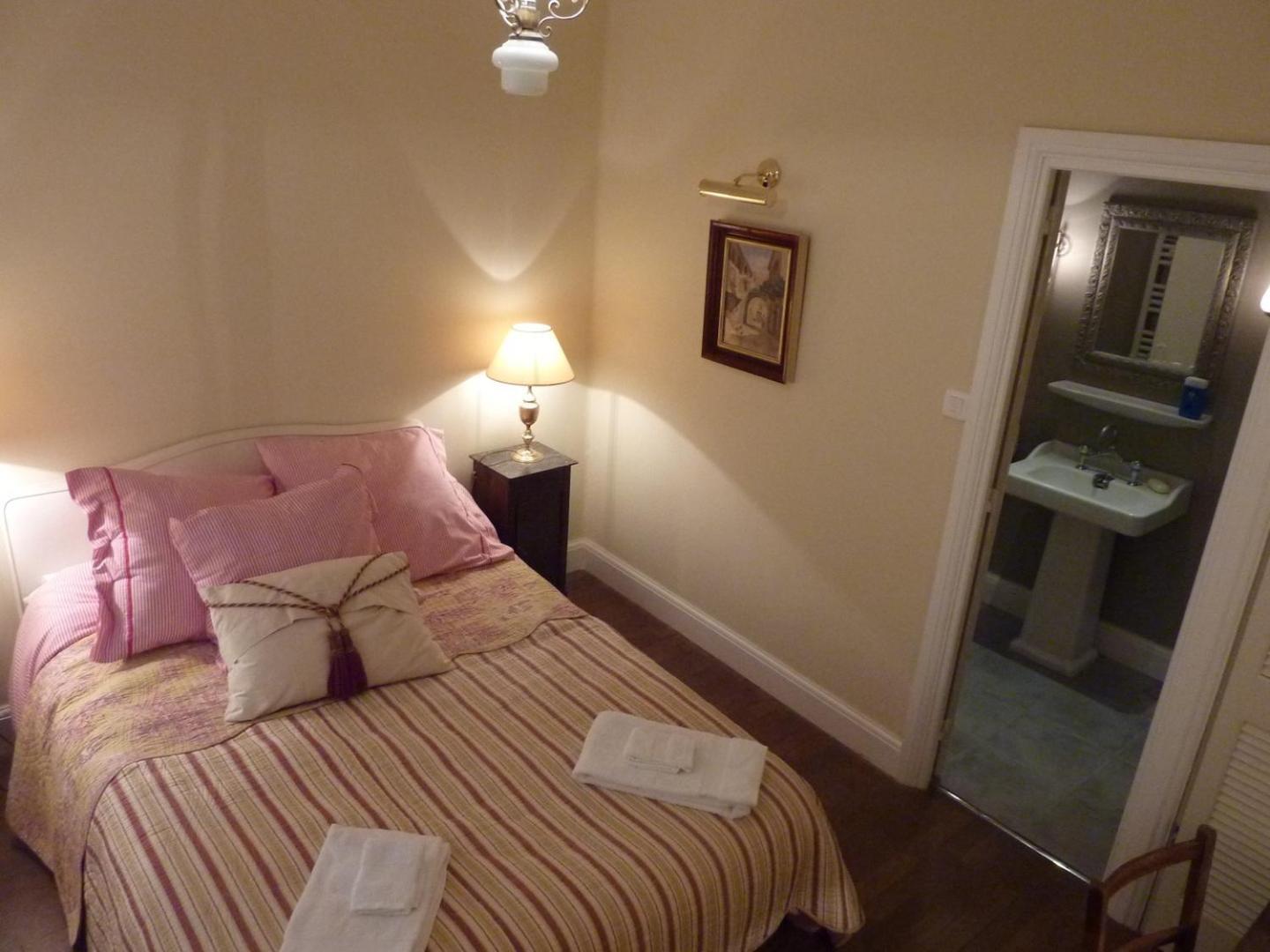 Le Logis Alexandra Bnb La Trimouille ห้อง รูปภาพ